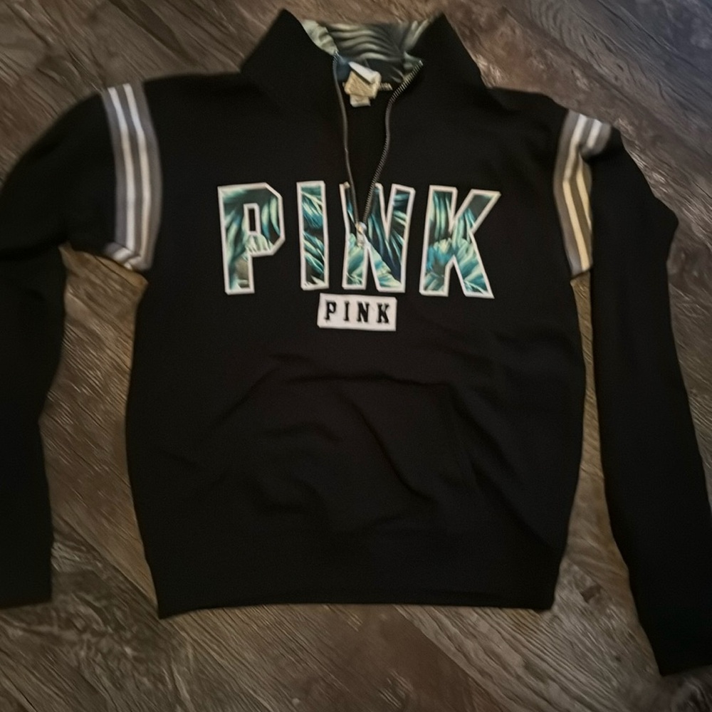 VS PINK limited edition long sleeve quarter zip